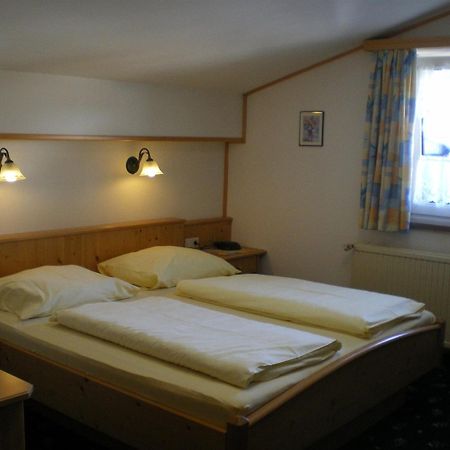 Haus Lanner Apartamento Altenmarkt im Pongau Quarto foto