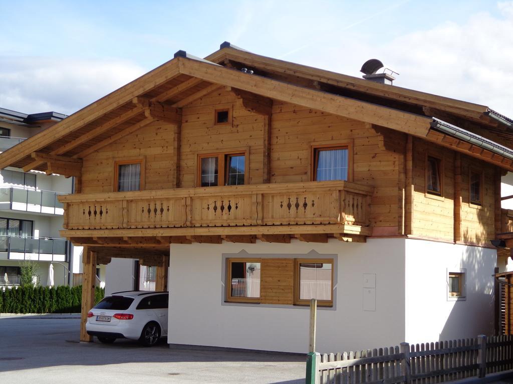 Haus Lanner Apartamento Altenmarkt im Pongau Exterior foto