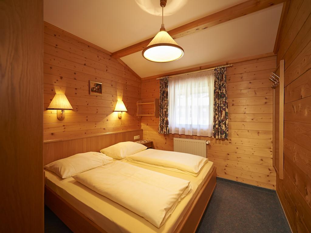 Haus Lanner Apartamento Altenmarkt im Pongau Quarto foto
